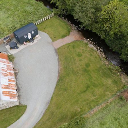Barfield Shepherds Hut Magherafelt Exterior photo