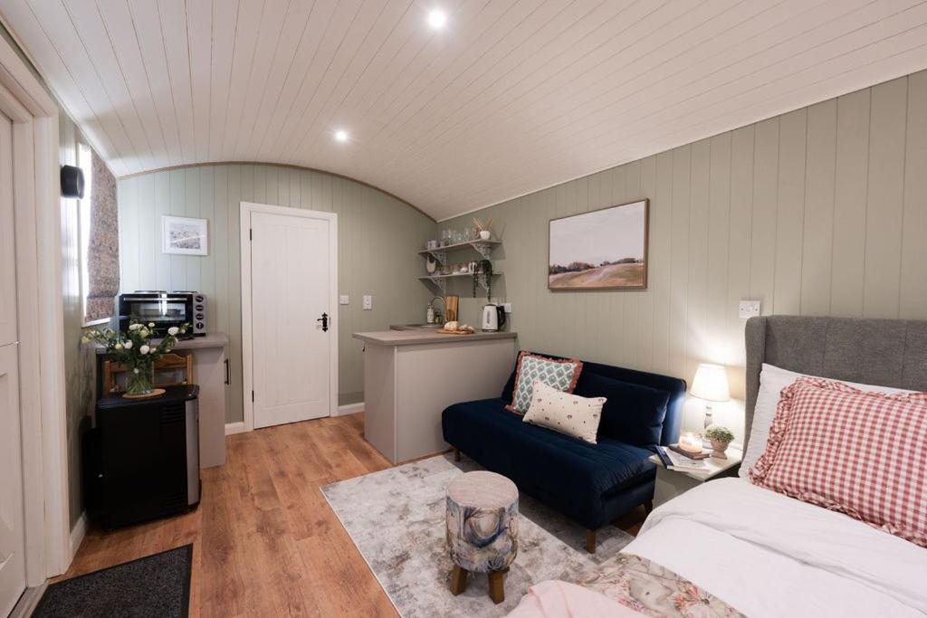 Barfield Shepherds Hut Magherafelt Exterior photo