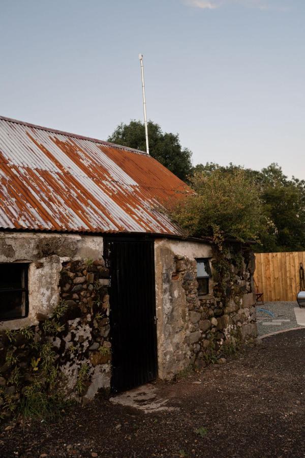 Barfield Shepherds Hut Magherafelt Exterior photo